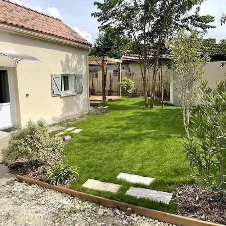Petite Maison Avec Jardin Au Calme Floirac  Exteriér fotografie