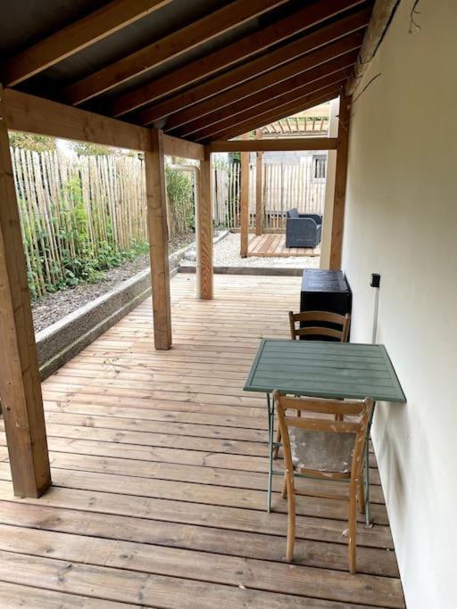 Petite Maison Avec Jardin Au Calme Floirac  Exteriér fotografie
