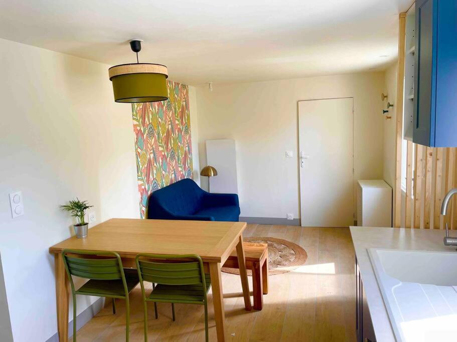 Petite Maison Avec Jardin Au Calme Floirac  Exteriér fotografie